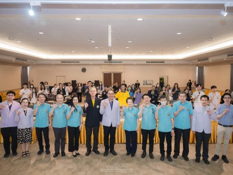 การนิเทศให้กำลังใจและเยี่ยมชมงานการศึกษาต่อเนื่องของแพทย์ในโรงพยาบาลและการประชุมอมรมเชิงปฏิบัติการการใช้งานระบบบริหารงานแพทย์เพิ่มพูนทักษะ ปี พ.ศ. 2568วันที่ 25 กรกฎาคม 2568 ณ โรงพยาบาลพระปกเกล้า จังหวัดจันทบุรี